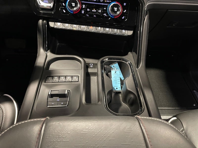 2025 GMC Sierra HD AT4X