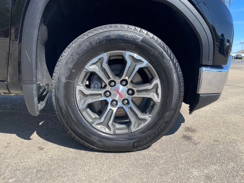 2025 GMC Sierra SLT
