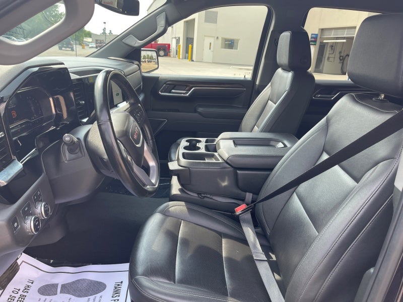 2025 GMC Sierra SLT