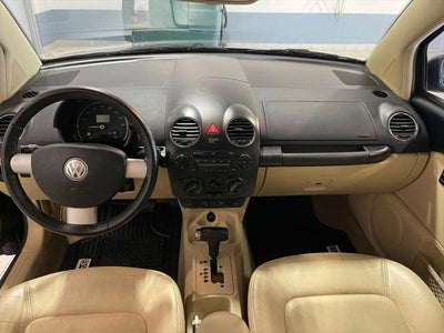 2007 Volkswagen Beetle 2dr Auto Coupe