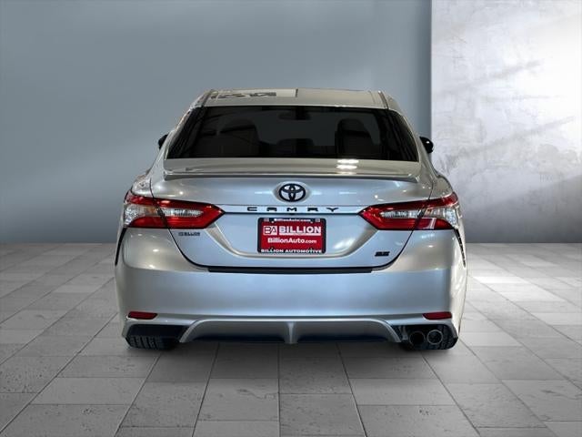 2018 Toyota CAMRY SE