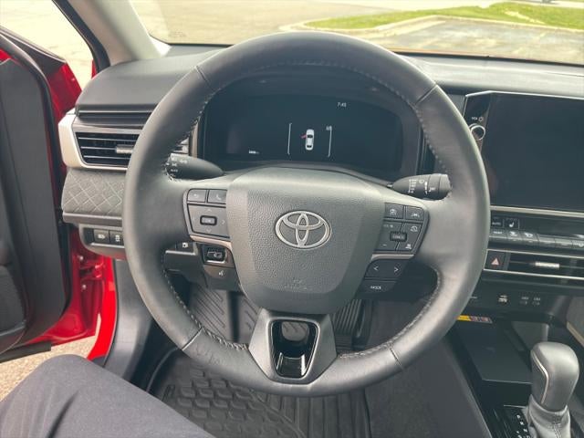 2025 Toyota CAMRY XLE