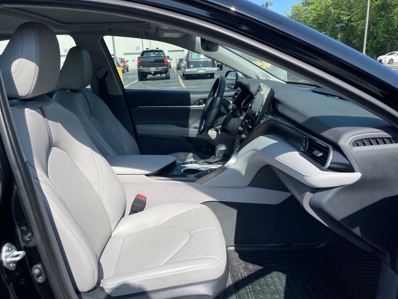 2023 Toyota CAMRY Hybrid XLE