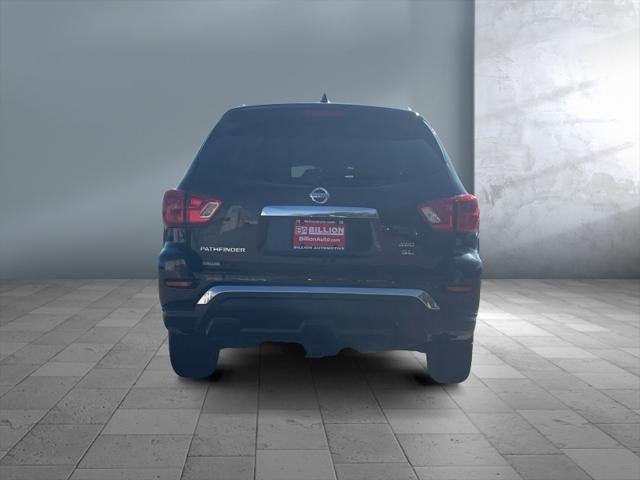 2019 Nissan Pathfinder SL