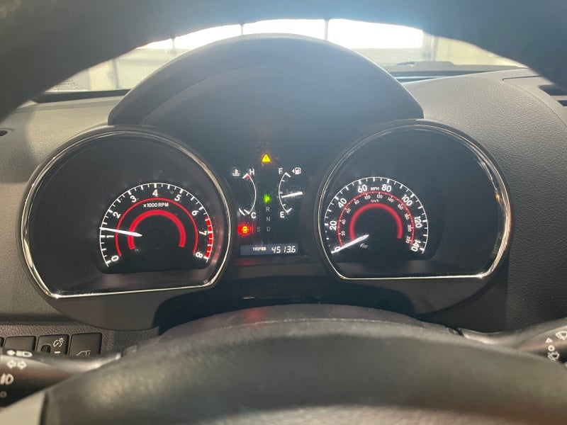 2012 Toyota HIGHLANDER SE