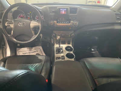 2012 Toyota HIGHLANDER SE