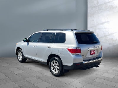 2012 Toyota HIGHLANDER SE