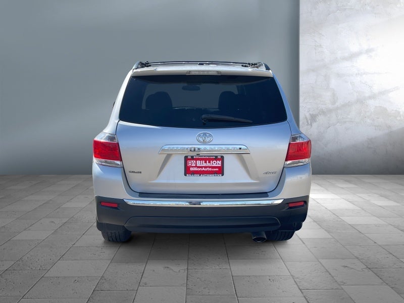 2012 Toyota HIGHLANDER SE