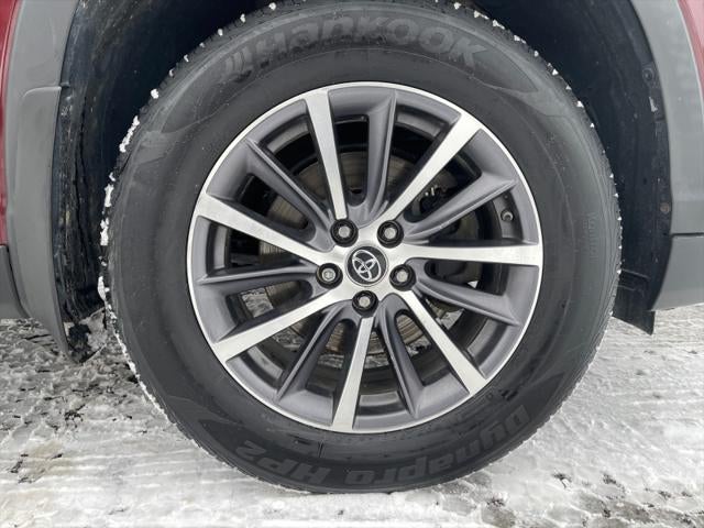 2019 Toyota HIGHLANDER XLE