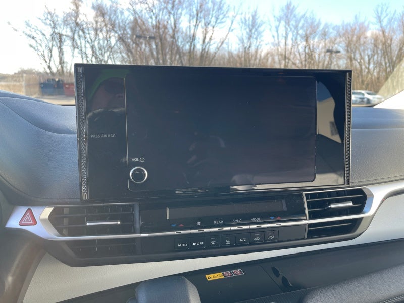 2025 Toyota Sienna LE