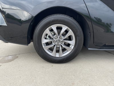 2025 Toyota SIENNA LE LE