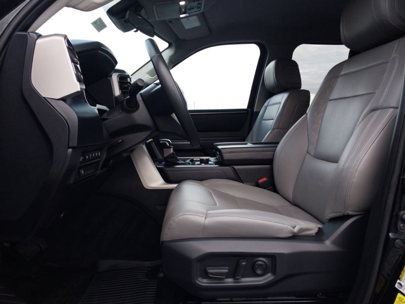 2024 Toyota TUNDRA 4X4 SR5