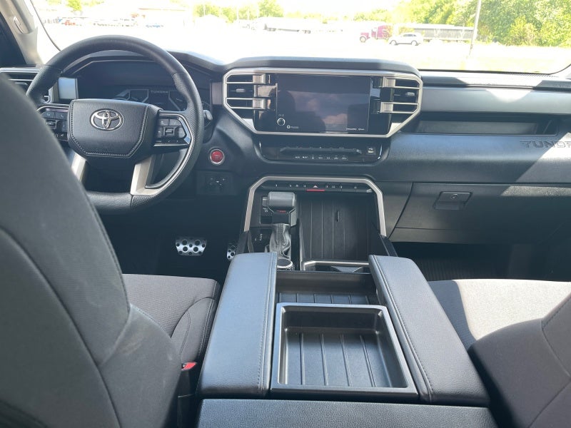 2023 Toyota TUNDRA 4X4 SR5