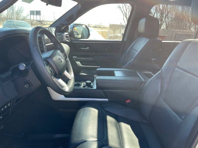 2024 Toyota SEQUOIA 4WD Platinum