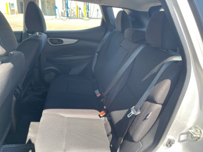 2022 Nissan Rogue Sport S