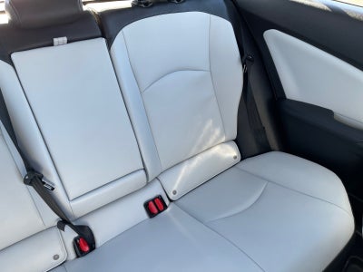 2020 Toyota PRIUS XLE