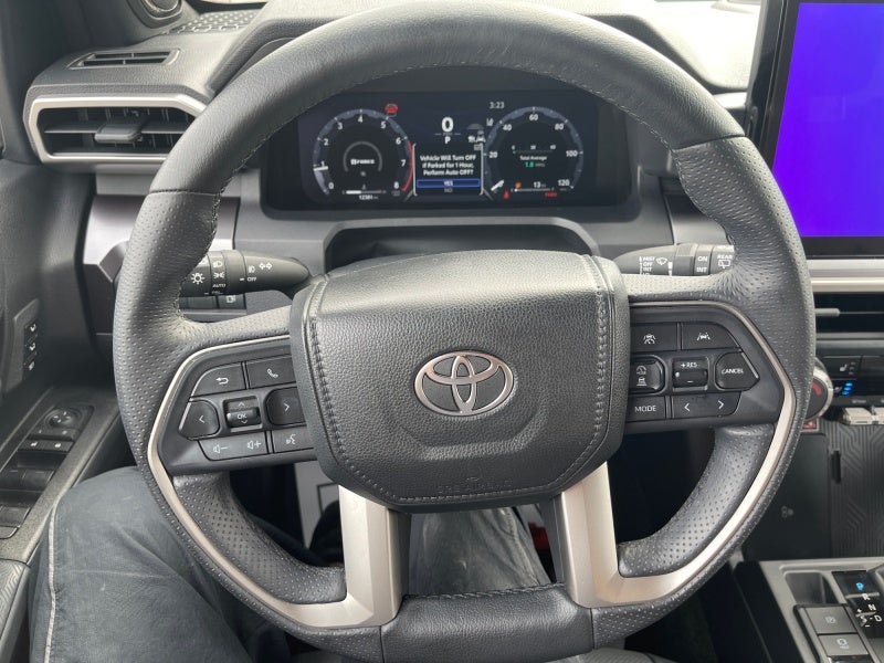 2025 Toyota 4RUNNER TRD Off Road Premium