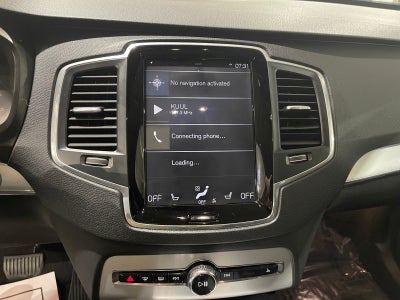 2019 Volvo XC90 Momentum