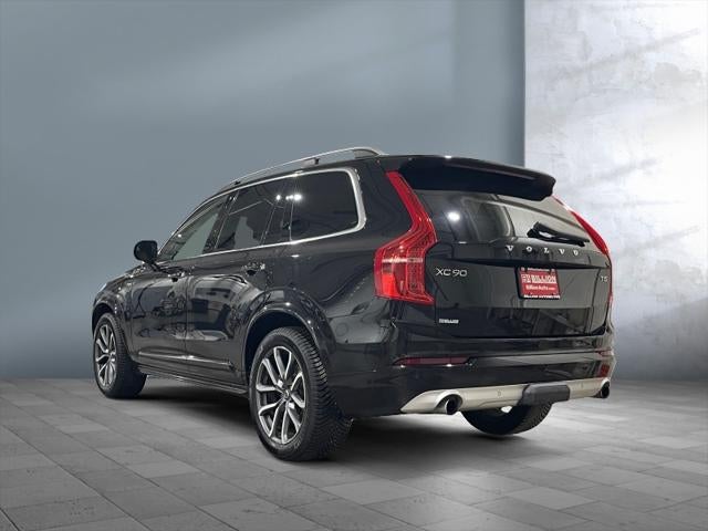 2019 Volvo XC90 Momentum