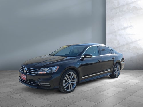 2017 Volkswagen Passat R-Line w/Comfort Pkg