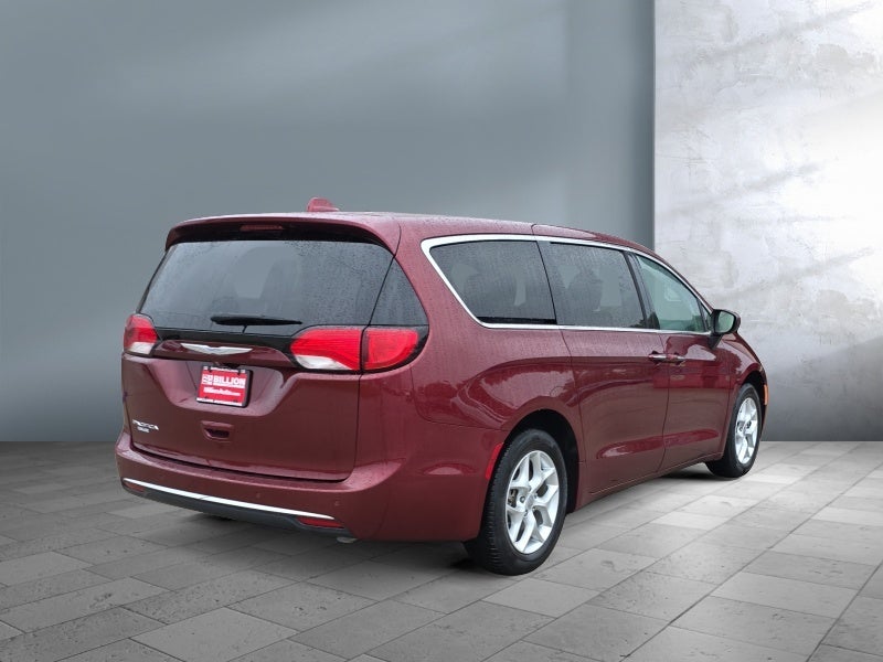 2017 Chrysler Pacifica Touring Plus