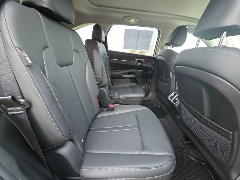 2025 Kia Sorento X-Line EX