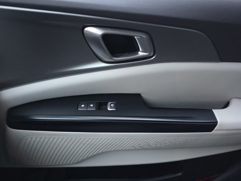 2022 Kia Carnival LX