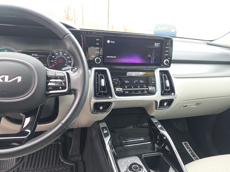 2022 Kia Sorento Plug-In Hybrid SX