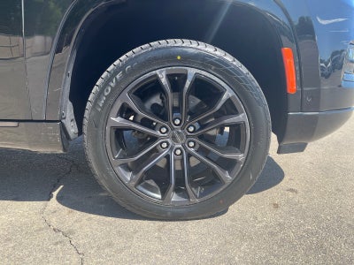 2024 Jeep Grand Wagoneer Series II Obsidian