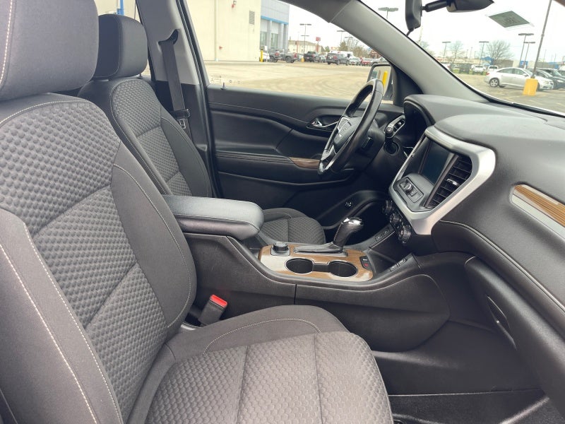 2019 GMC Acadia SLE