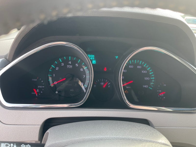 2011 Chevrolet Traverse LT w/2LT