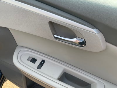 2011 Chevrolet Traverse LT w/2LT