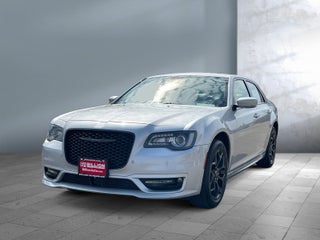 2022 Chrysler 300 Touring L