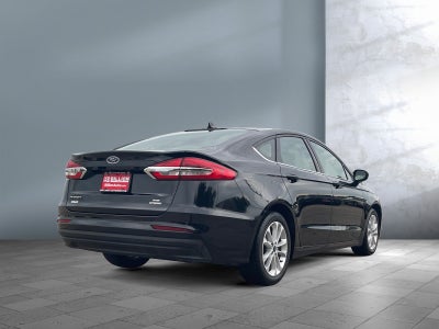 2020 Ford Fusion Hybrid SE