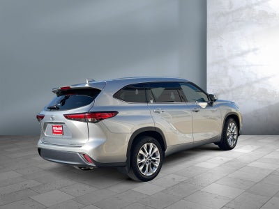 2023 Toyota Highlander L