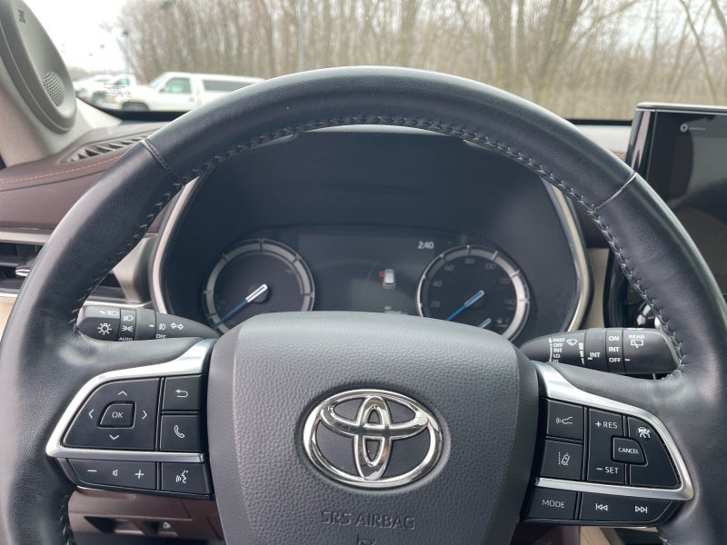 2020 Toyota Highlander Hybrid Limited