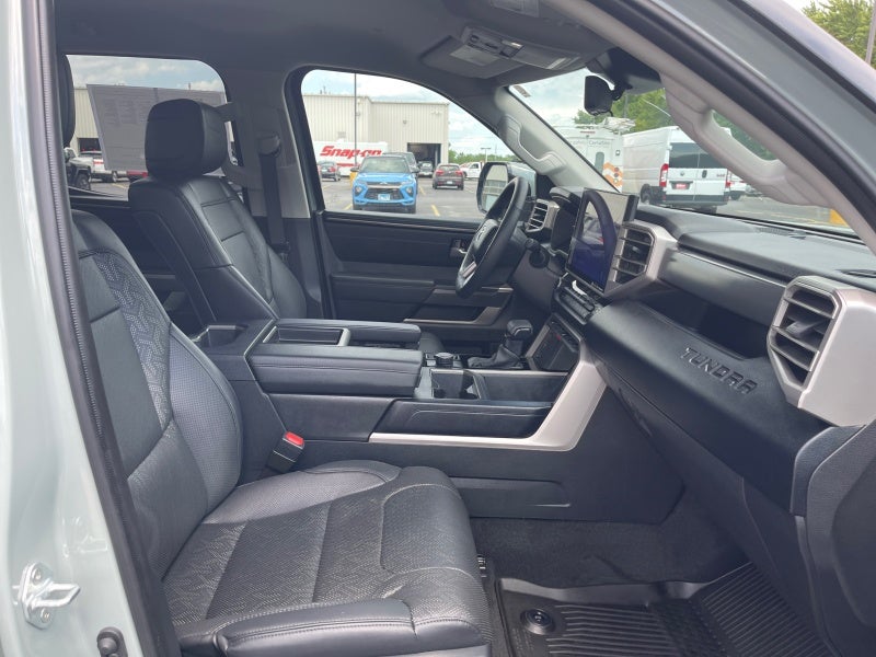 2024 Toyota Tundra 4WD SR5