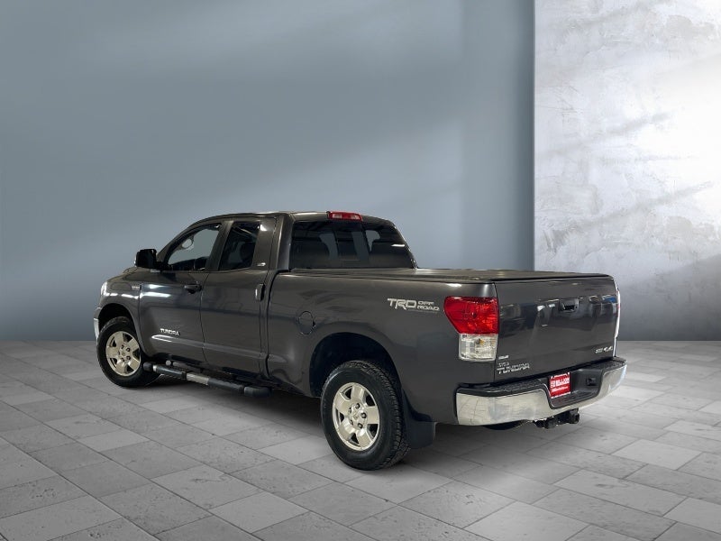 2011 Toyota Tundra 4WD Truck GRADE