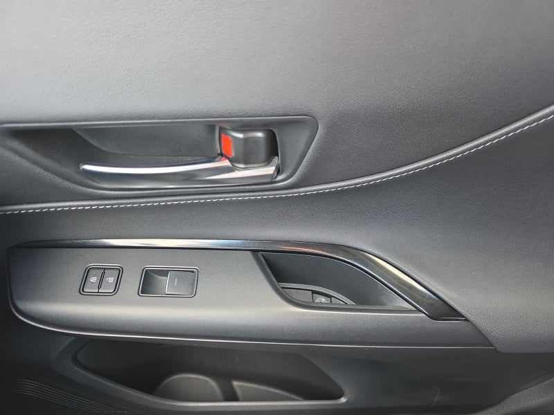 2022 Toyota Venza LE