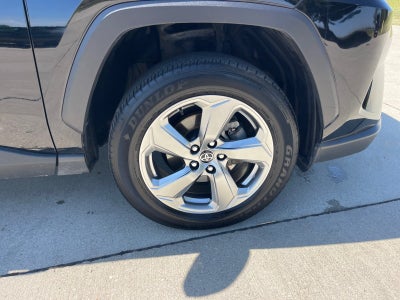 2021 Toyota RAV4 Hybrid LE